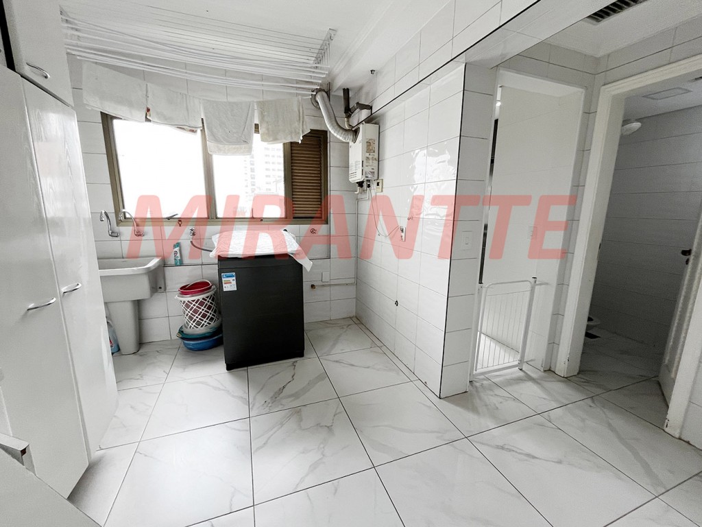 Apartamento de 209m² com 4 quartos em Santana