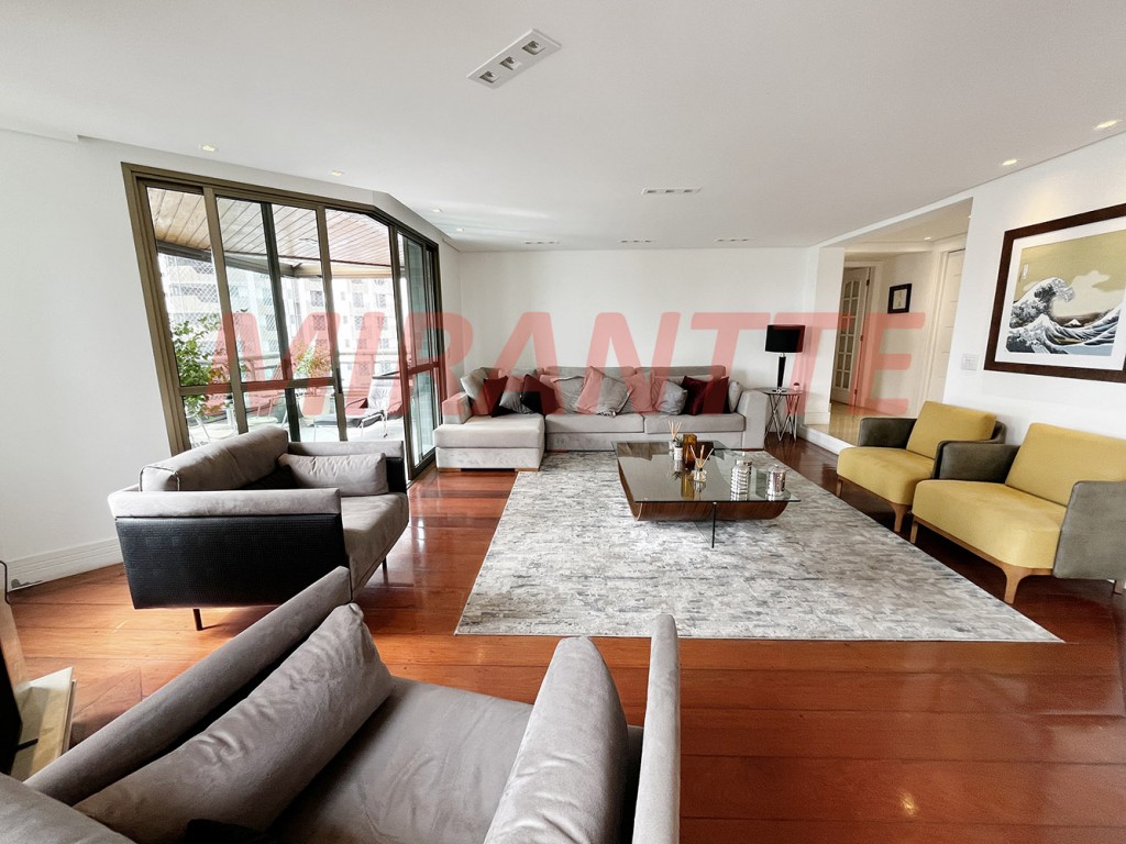 Apartamento de 209m² com 4 quartos em Santana