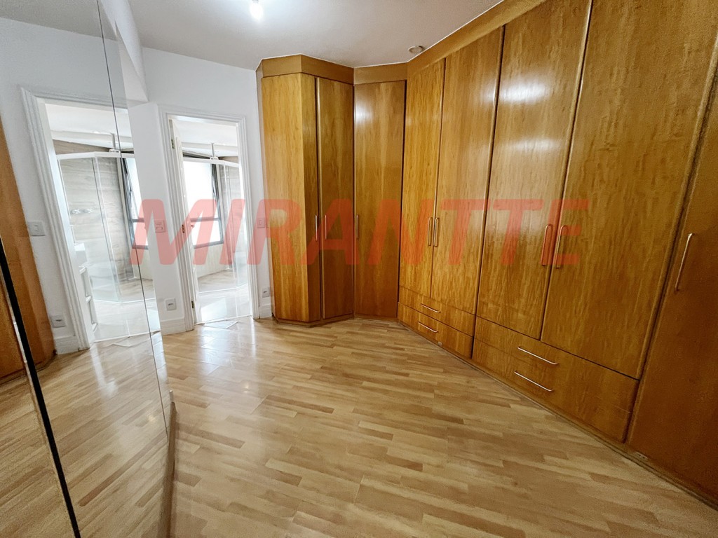 Apartamento de 209m² com 4 quartos em Santana