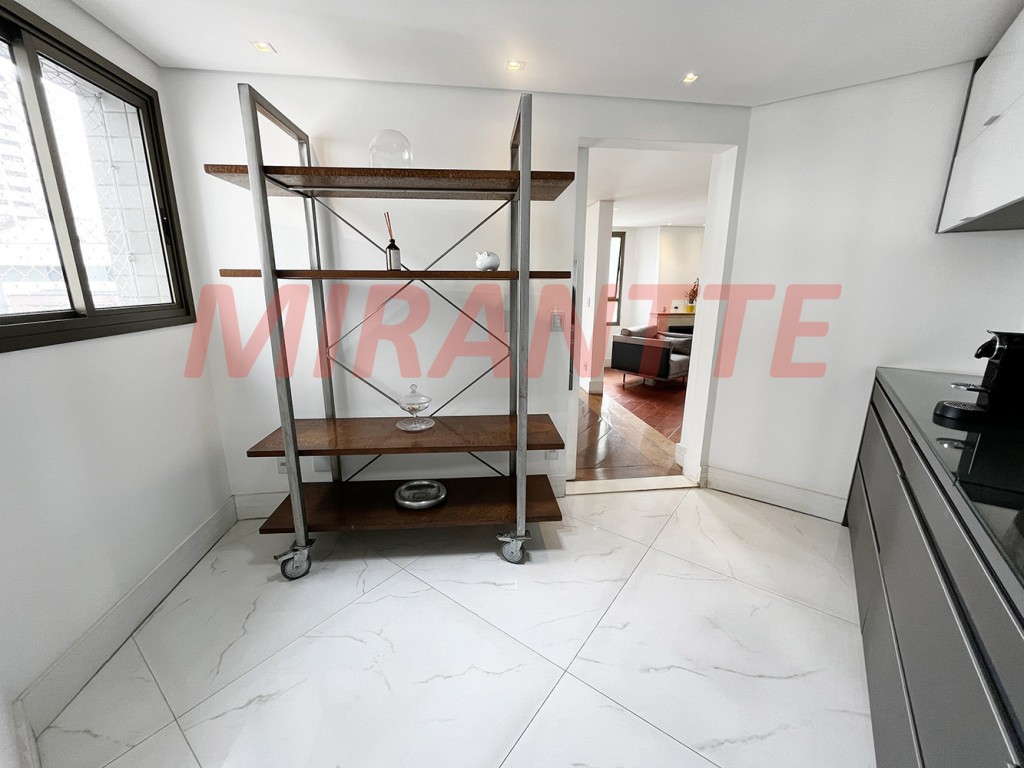 Apartamento de 209m² com 4 quartos em Santana