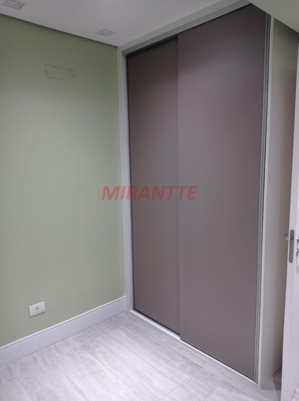 Apartamento de 70m² com 2 quartos em Parque Palmas Do Tremembé