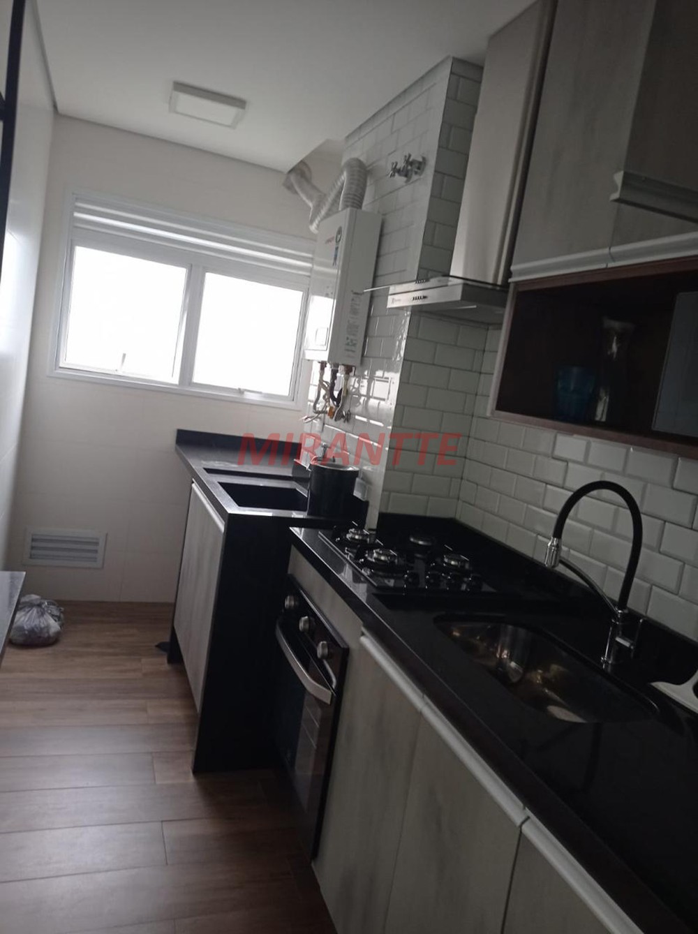 Apartamento de 70m² com 2 quartos em Parque Palmas Do Tremembé