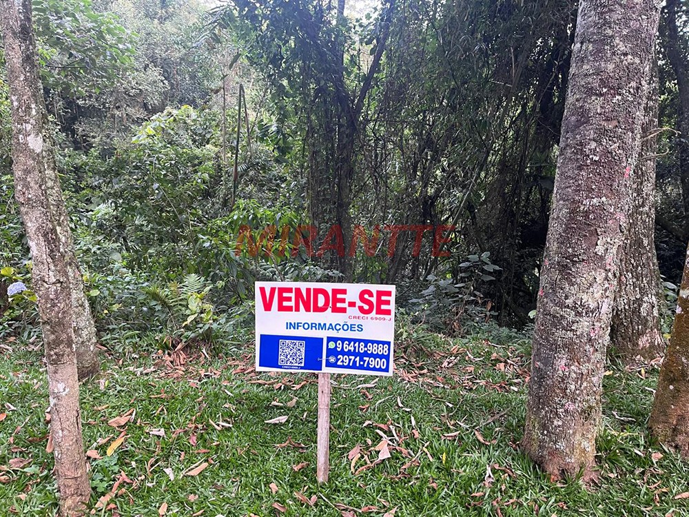 Terreno de 1017m² em Serra Da Cantareira