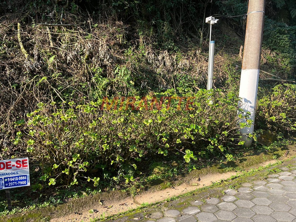 Terreno de 1209m² em Serra Da Cantareira