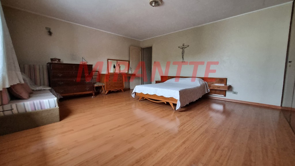 Sobrado de 153m² com 3 quartos em Jaçana