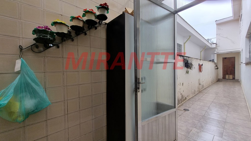 Sobrado de 153m² com 3 quartos em Jaçana