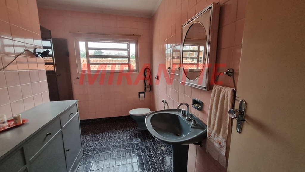 Sobrado de 153m² com 3 quartos em Jaçana