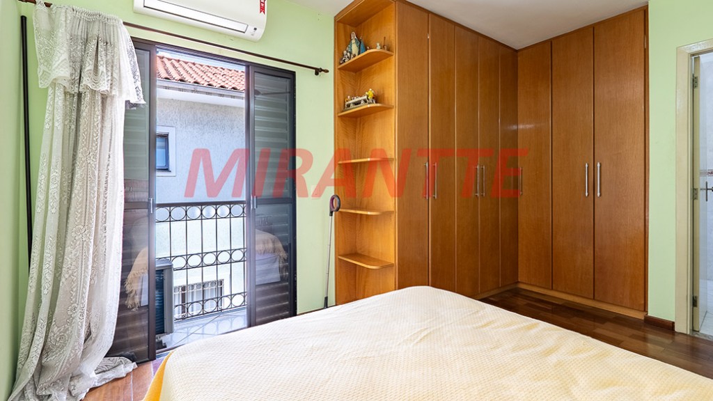 Sobrado de 199m² com 3 quartos em Vila Mazzei