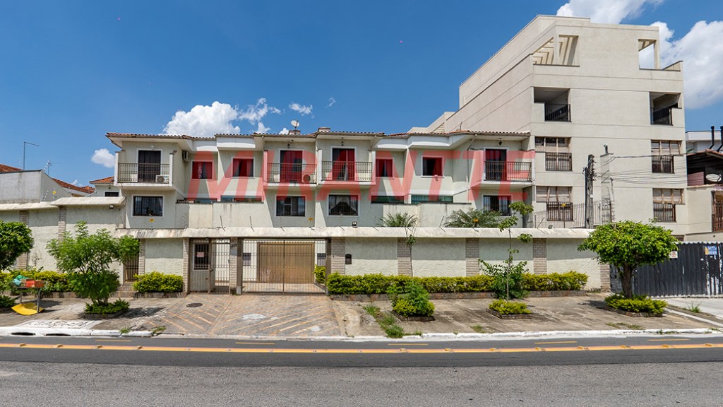 Sobrado de 199m² com 3 quartos em Vila Mazzei