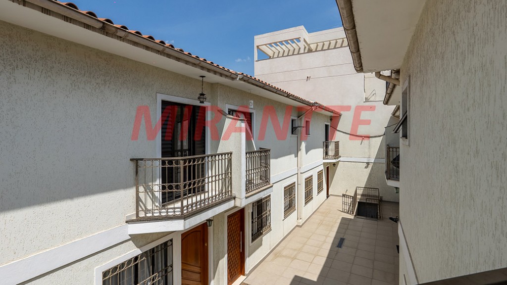 Sobrado de 199m² com 3 quartos em Vila Mazzei