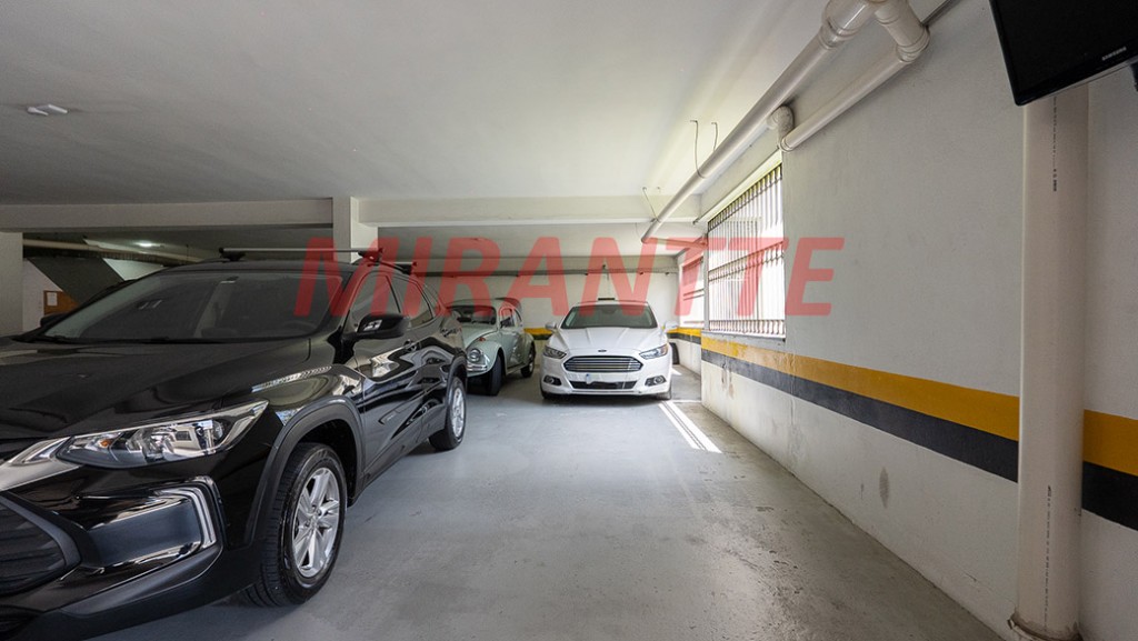 Sobrado de 199m² com 3 quartos em Vila Mazzei