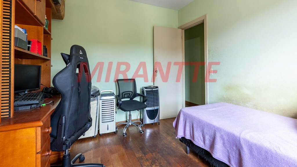 Sobrado de 199m² com 3 quartos em Vila Mazzei