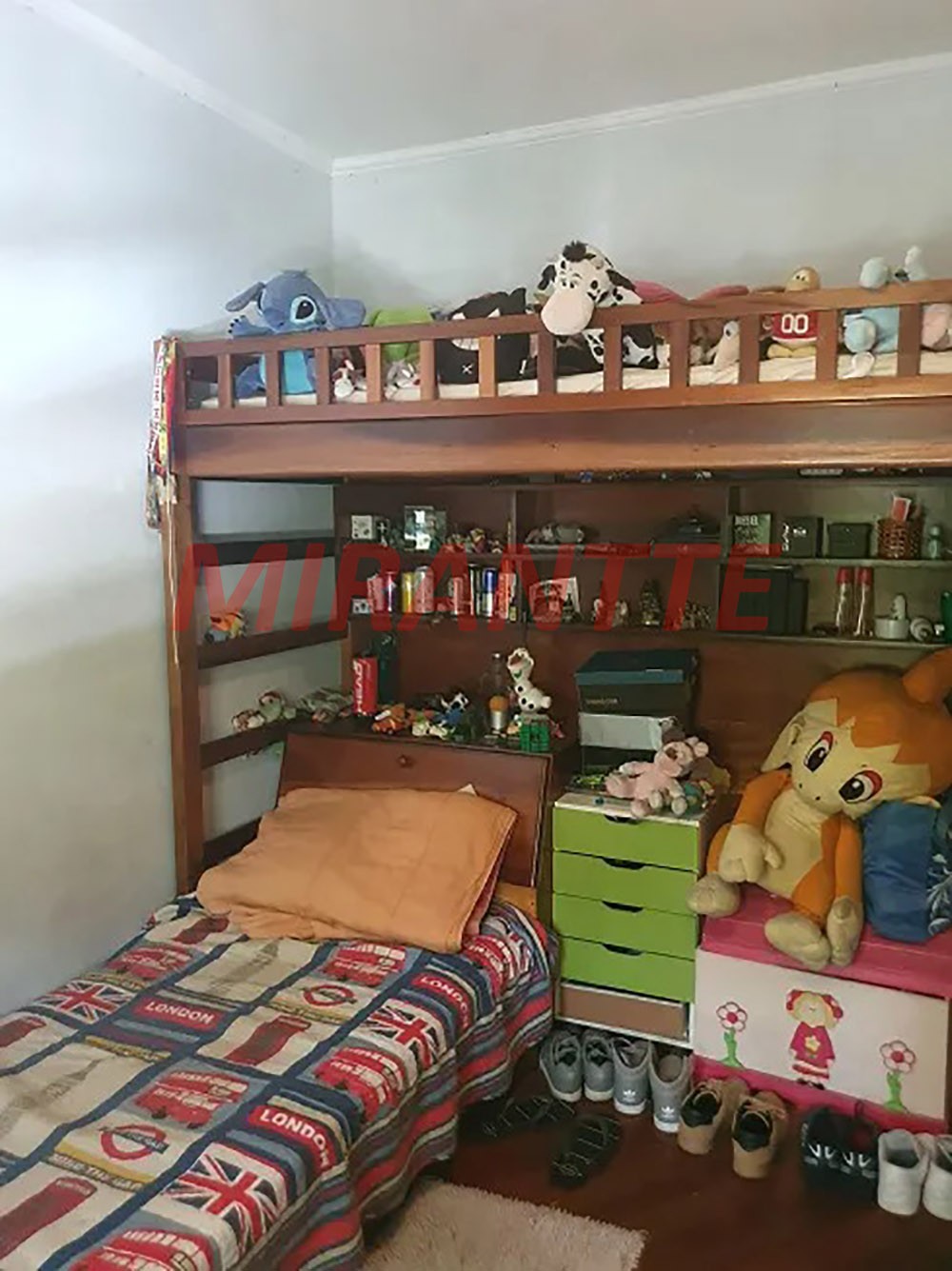 Sobrado de 260m² com 3 quartos em Jardim São Paulo