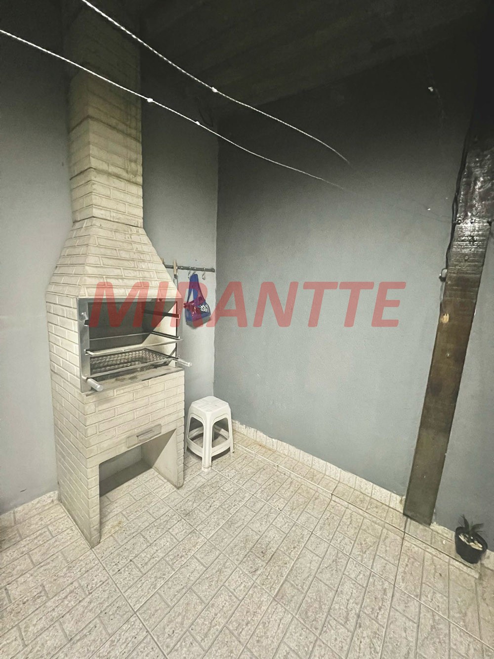Sobrado de 240m² com 3 quartos em Jaçana