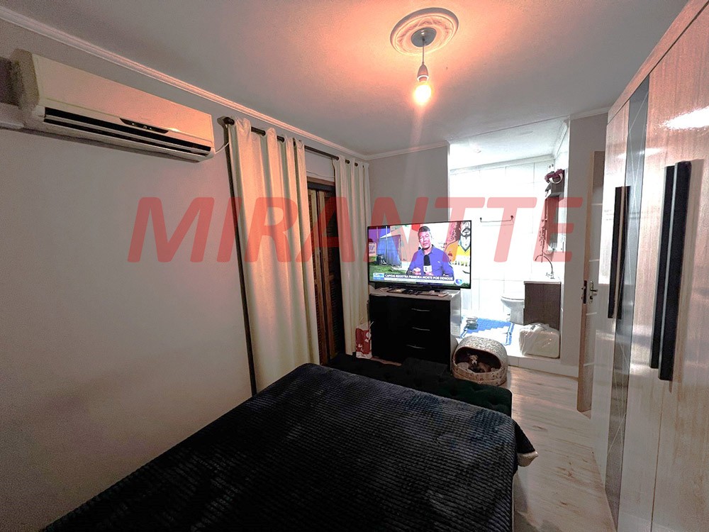 Sobrado de 240m² com 3 quartos em Jaçana