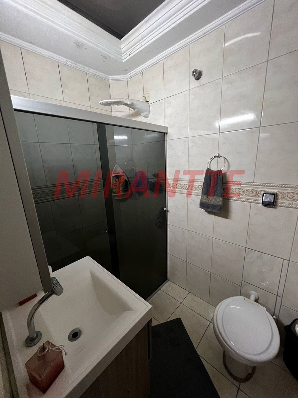 Sobrado de 240m² com 3 quartos em Jaçana