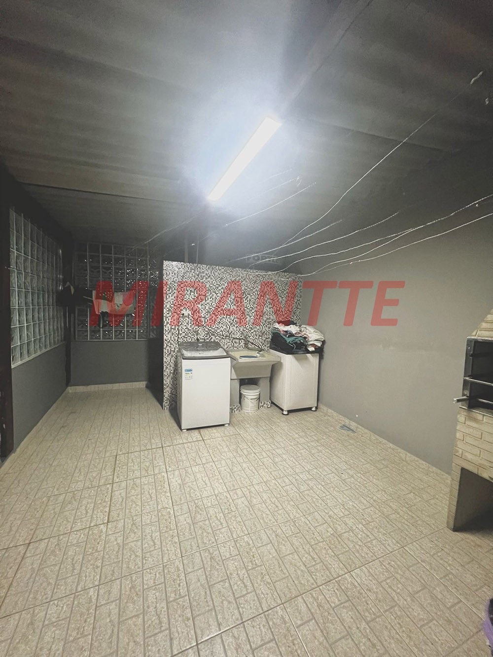 Sobrado de 240m² com 3 quartos em Jaçana