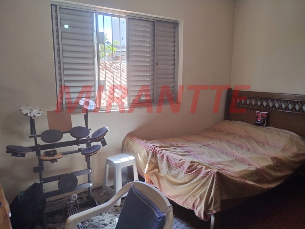 Sobrado de 232m² com 3 quartos em Vila Rosália