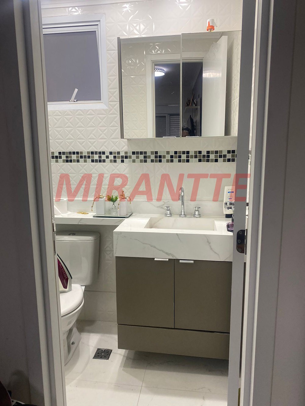Apartamento de 81m² com 3 quartos em Picanço