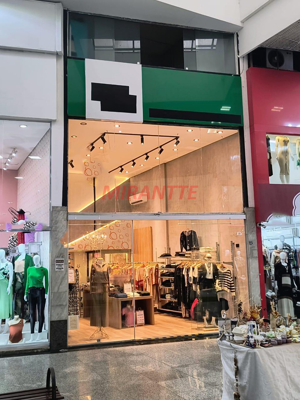 Comercial de 150m² em Santana.