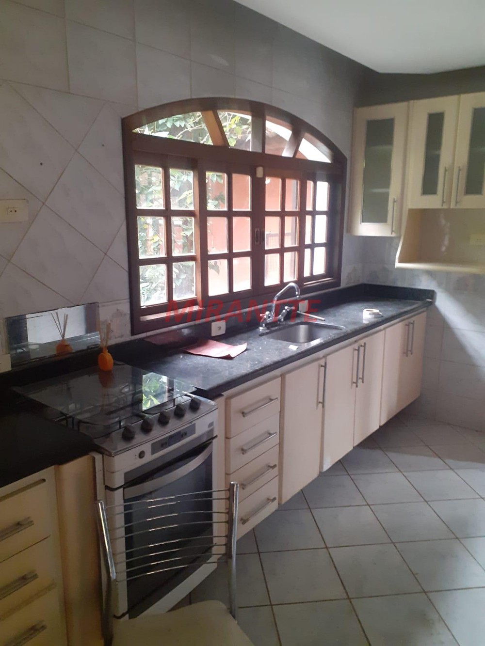 Sobrado de 500m² com 3 quartos em Serra da Cantareira