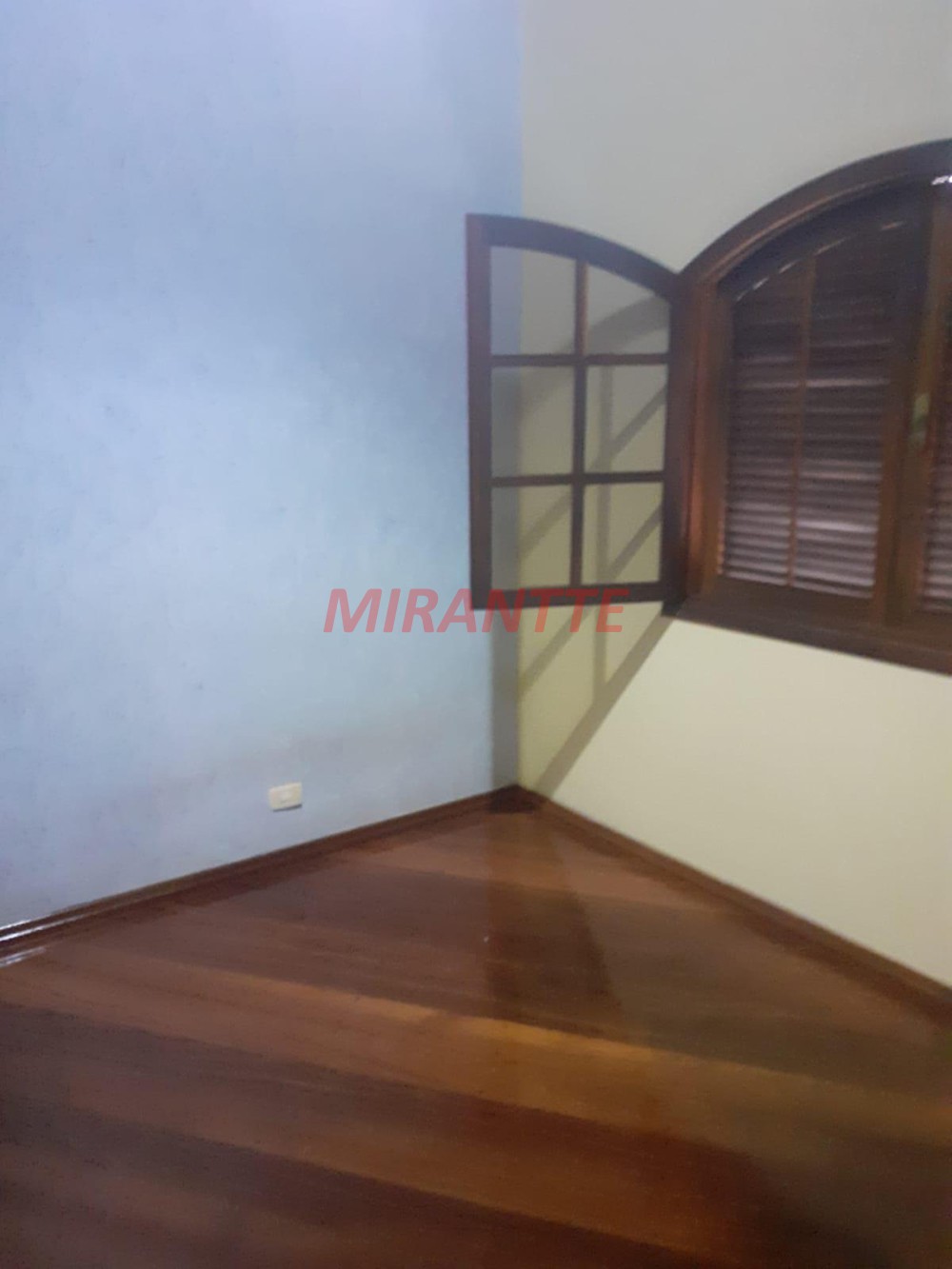 Sobrado de 500m² com 3 quartos em Serra da Cantareira