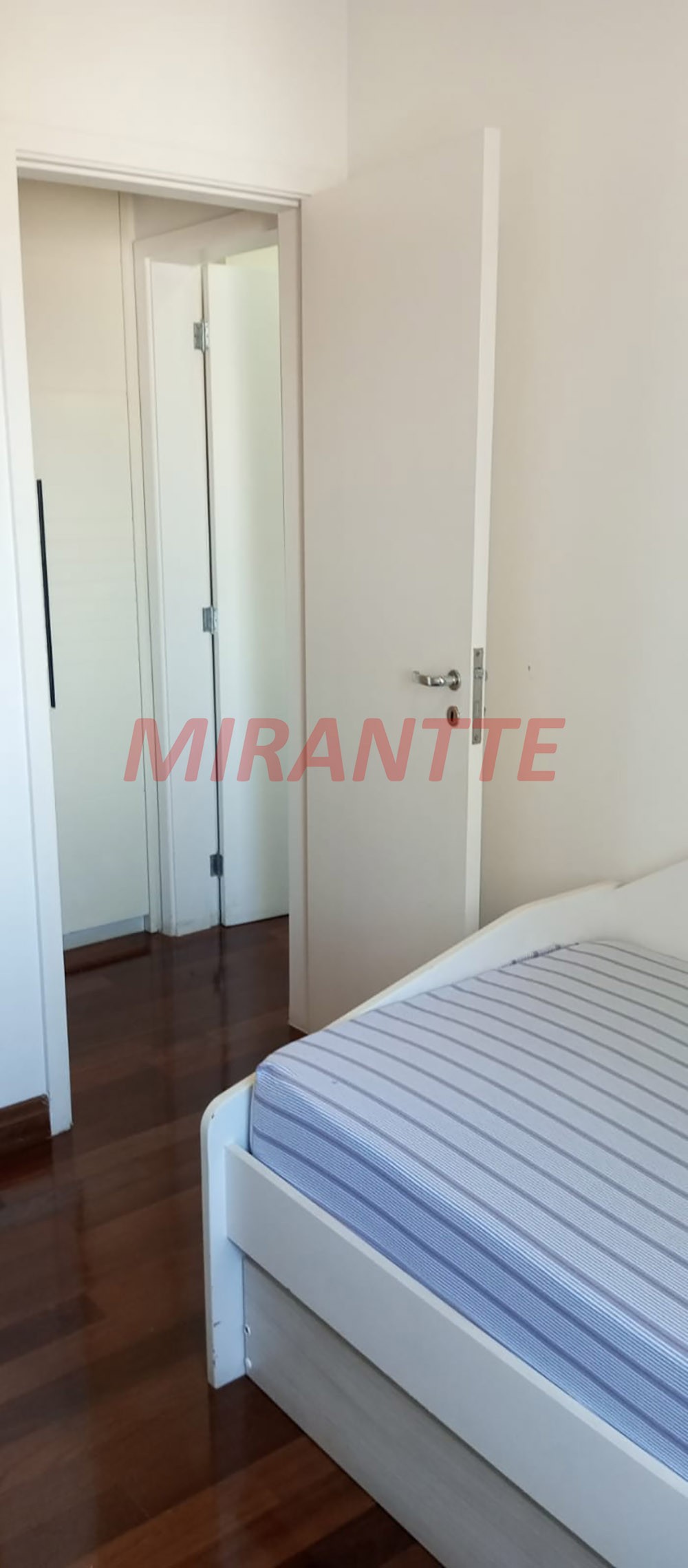 Apartamento com 2 quartos em Paraíso