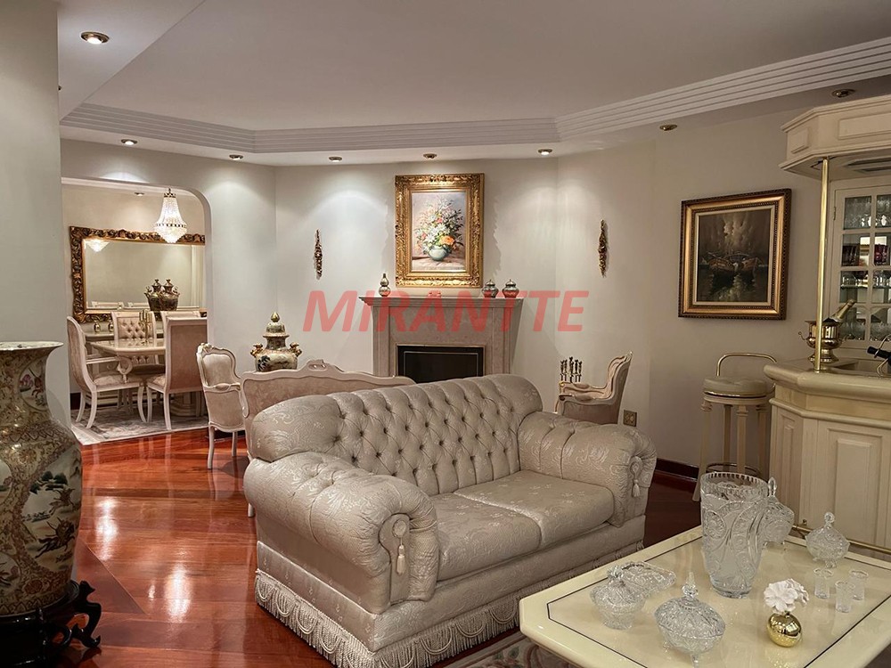 Apartamento de 210m² com 3 quartos em Santana