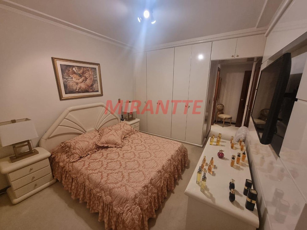 Apartamento de 210m² com 3 quartos em Santana