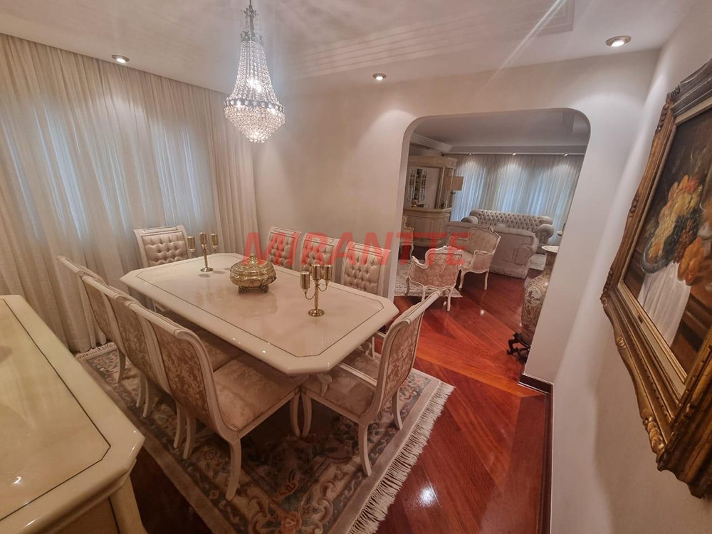 Apartamento de 210m² com 3 quartos em Santana