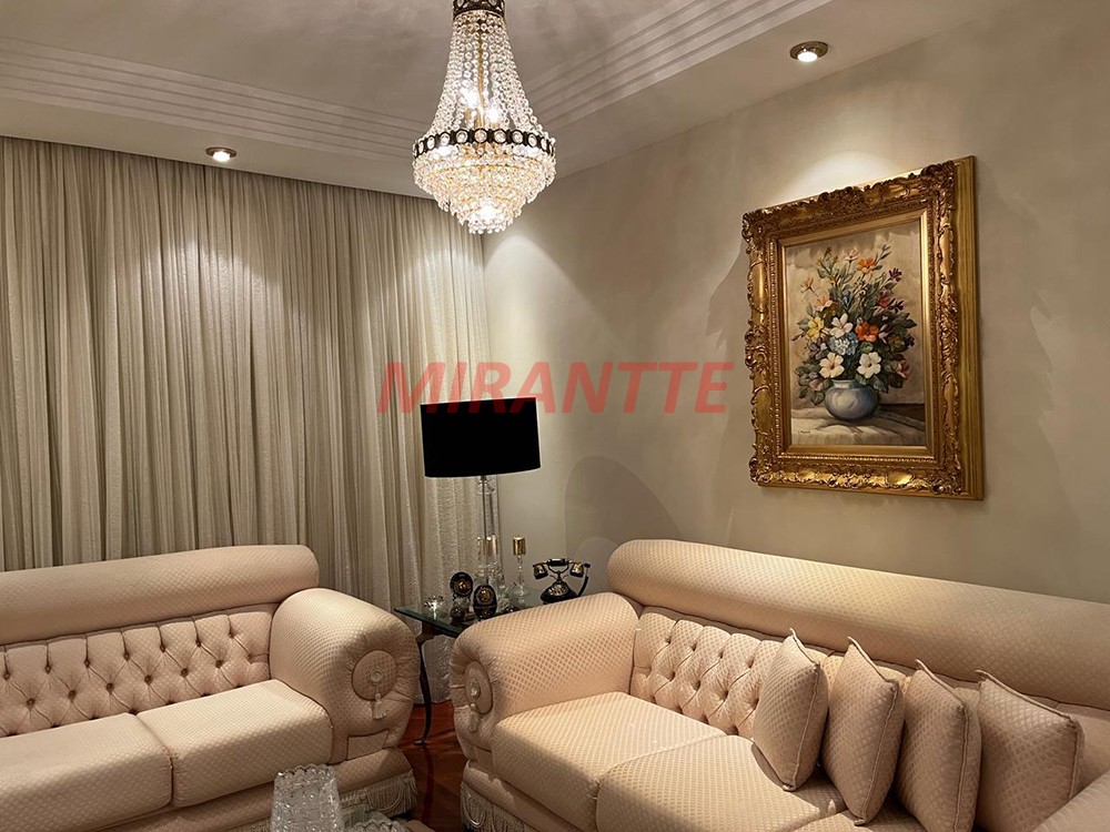 Apartamento de 210m² com 3 quartos em Santana