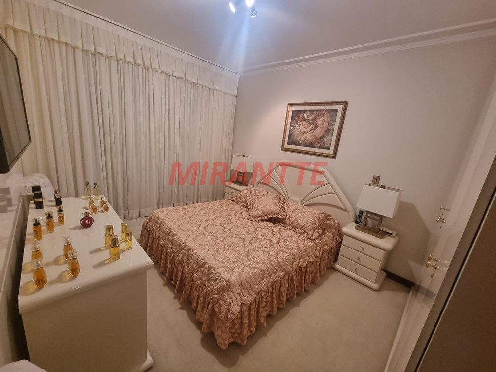 Apartamento de 210m² com 3 quartos em Santana
