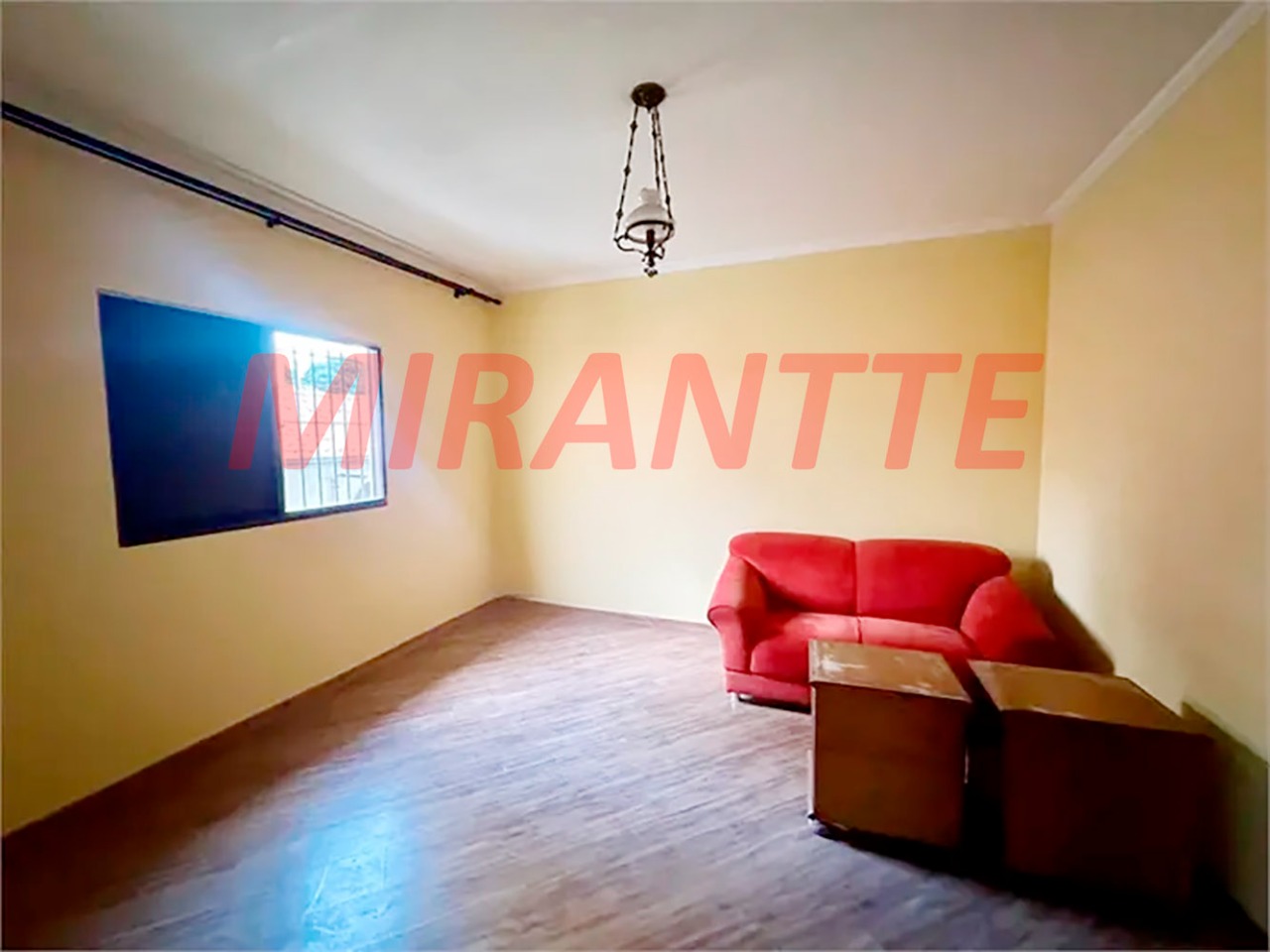 Sobrado de 236m² com 3 quartos em Santa Terezinha