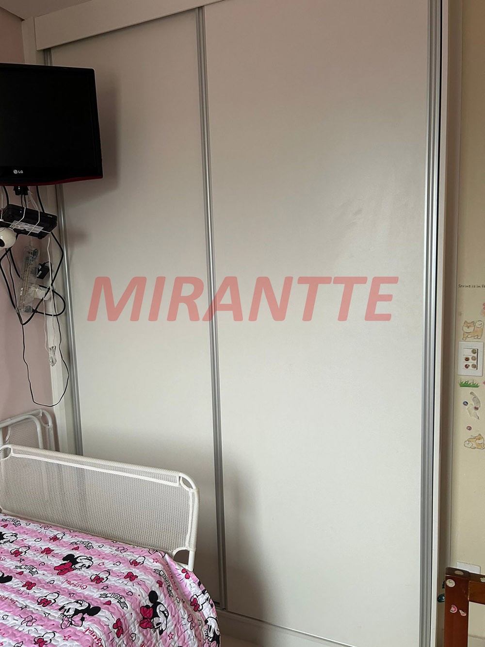 Apartamento de 67m² com 3 quartos em Jaçana