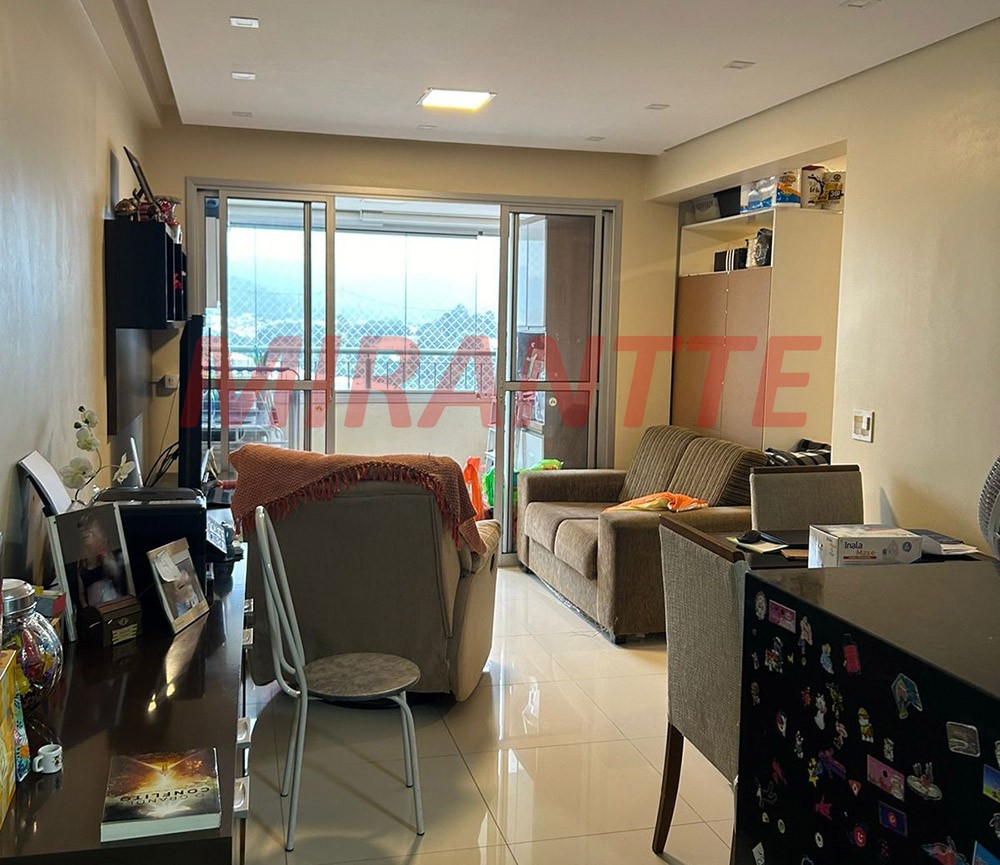 Apartamento de 67m² com 3 quartos em Jaçana