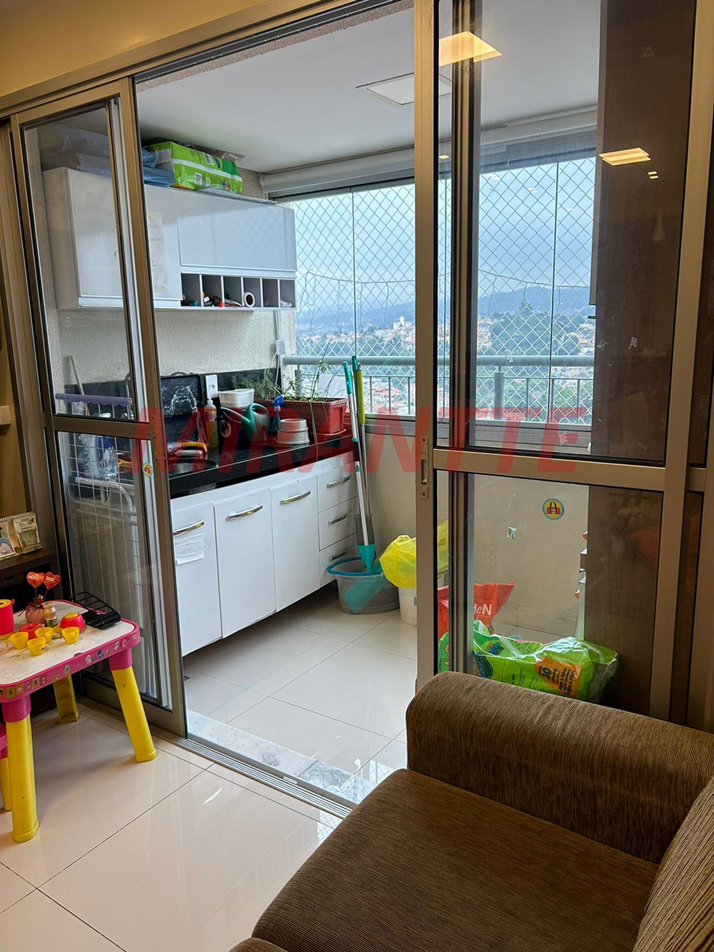 Apartamento de 67m² com 3 quartos em Jaçana