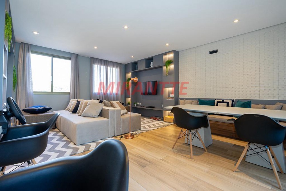 Apartamento de 64m² com 2 quartos em Santana