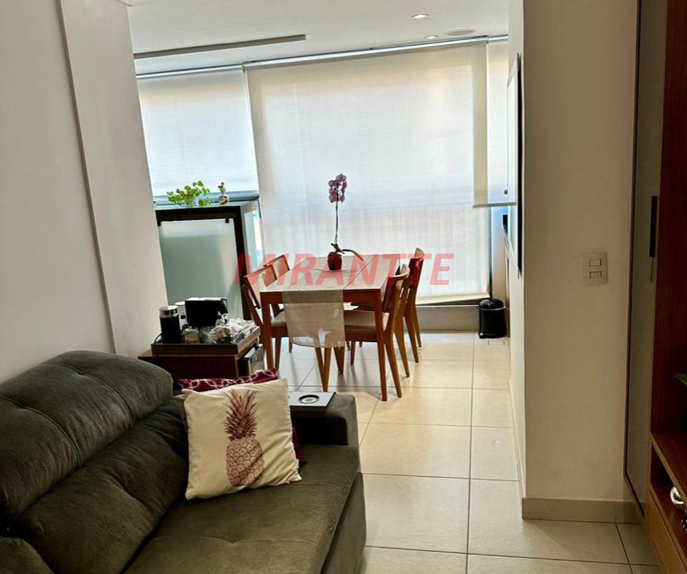 Apartamento de 64m² com 2 quartos em Santana