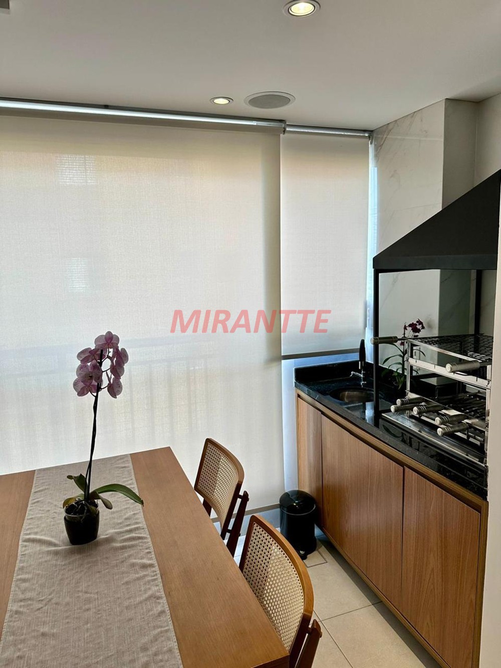 Apartamento de 64m² com 2 quartos em Santana