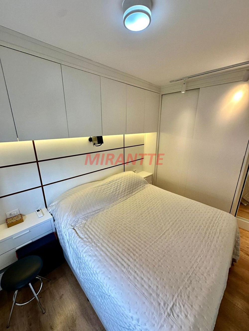Apartamento de 64m² com 2 quartos em Santana