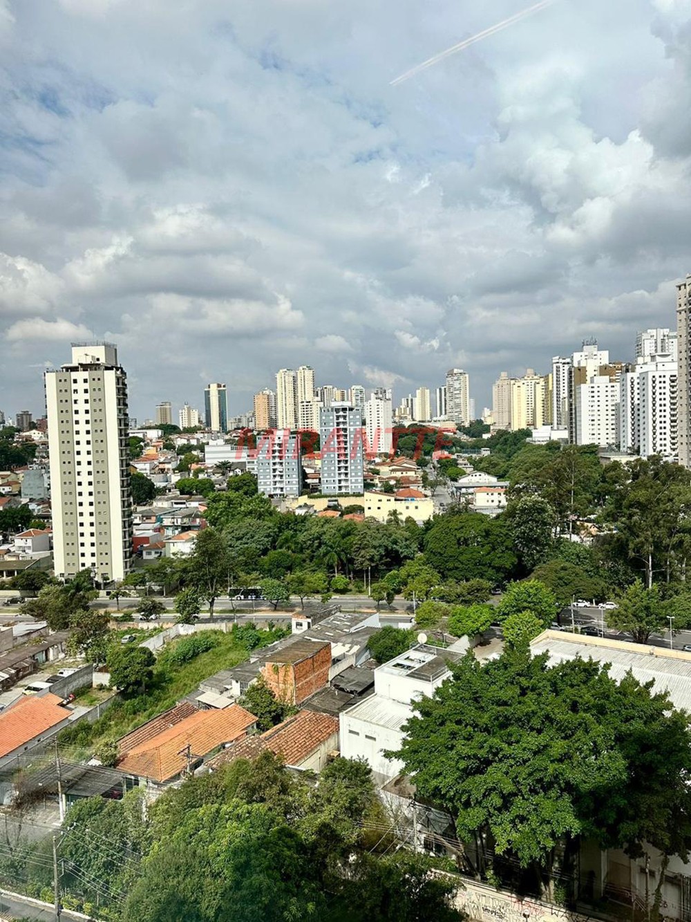 Apartamento de 64m² com 2 quartos em Santana