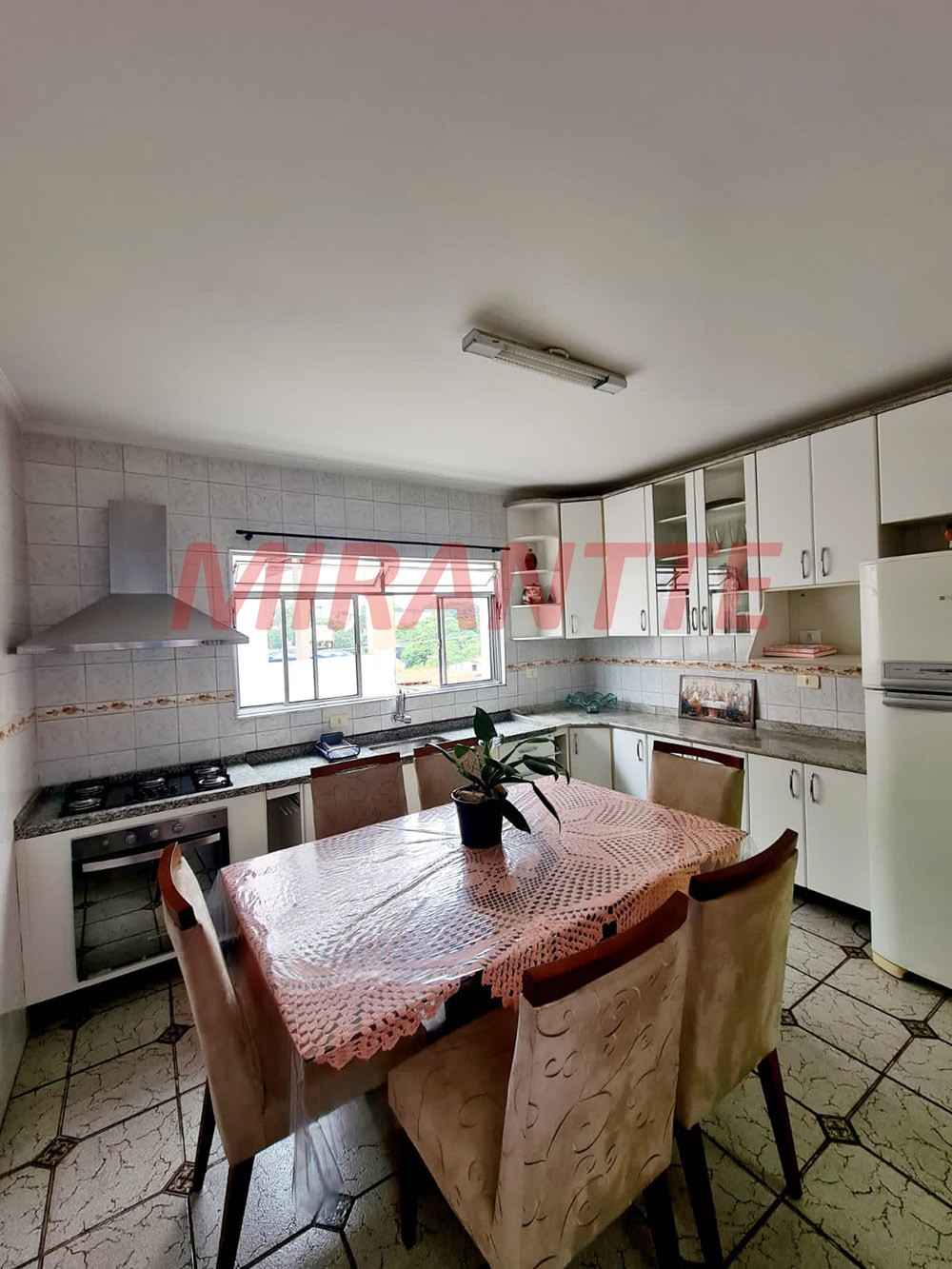 Casa terrea de 156m² com 3 quartos em Parque Santo Antônio