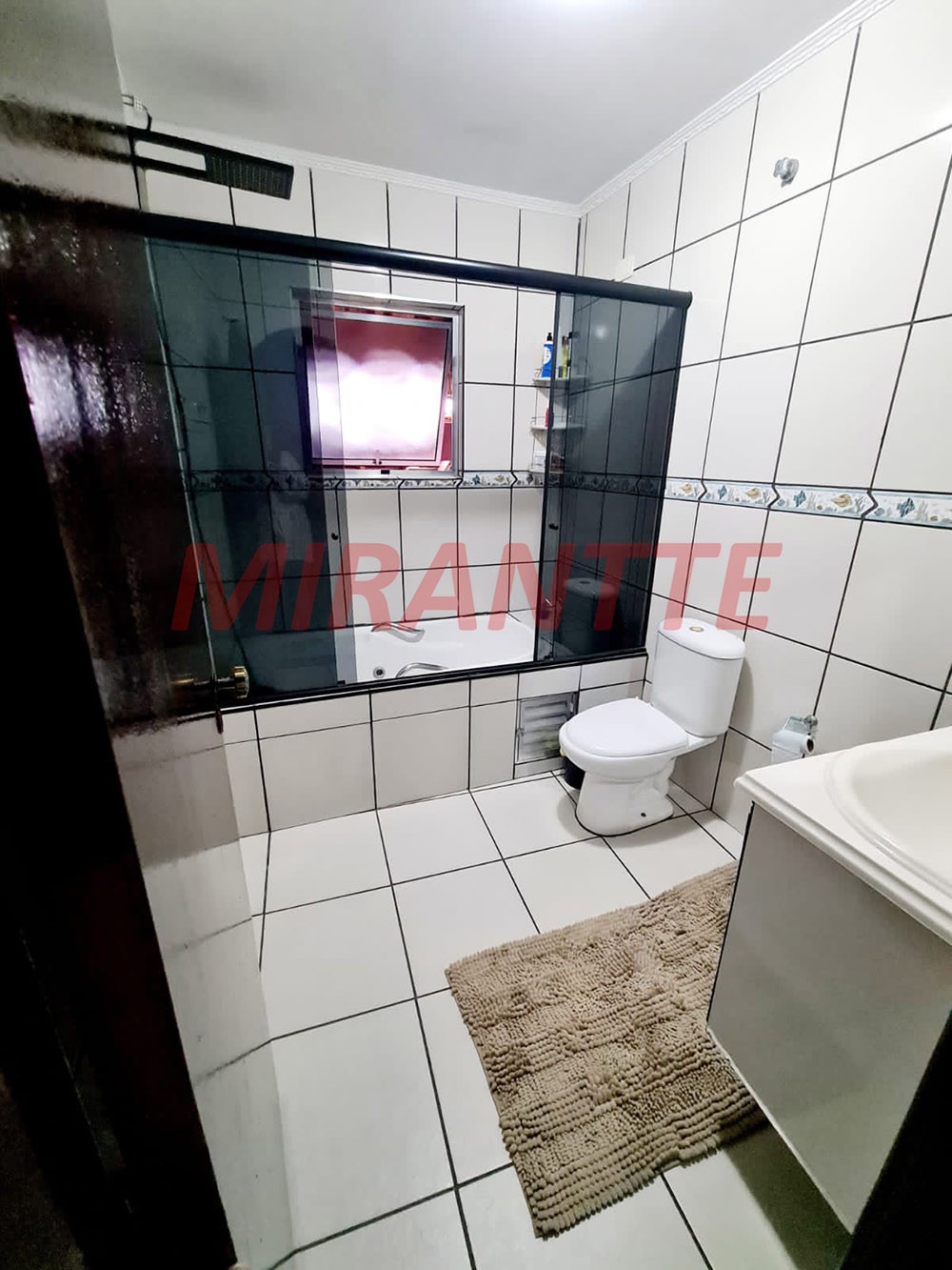 Casa terrea de 156m² com 3 quartos em Parque Santo Antônio