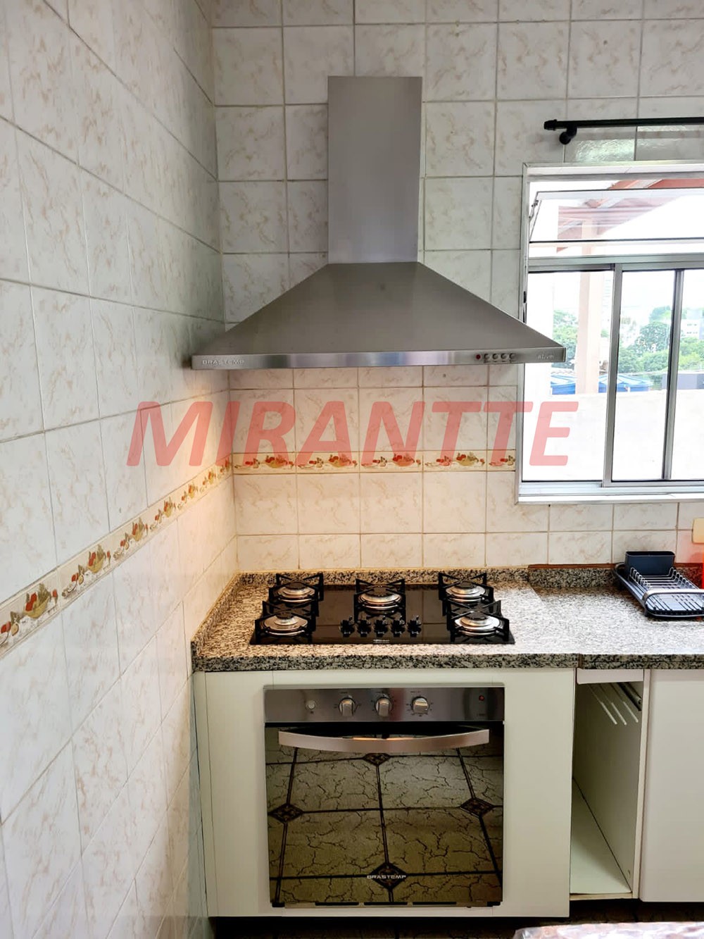 Casa terrea de 156m² com 3 quartos em Parque Santo Antônio