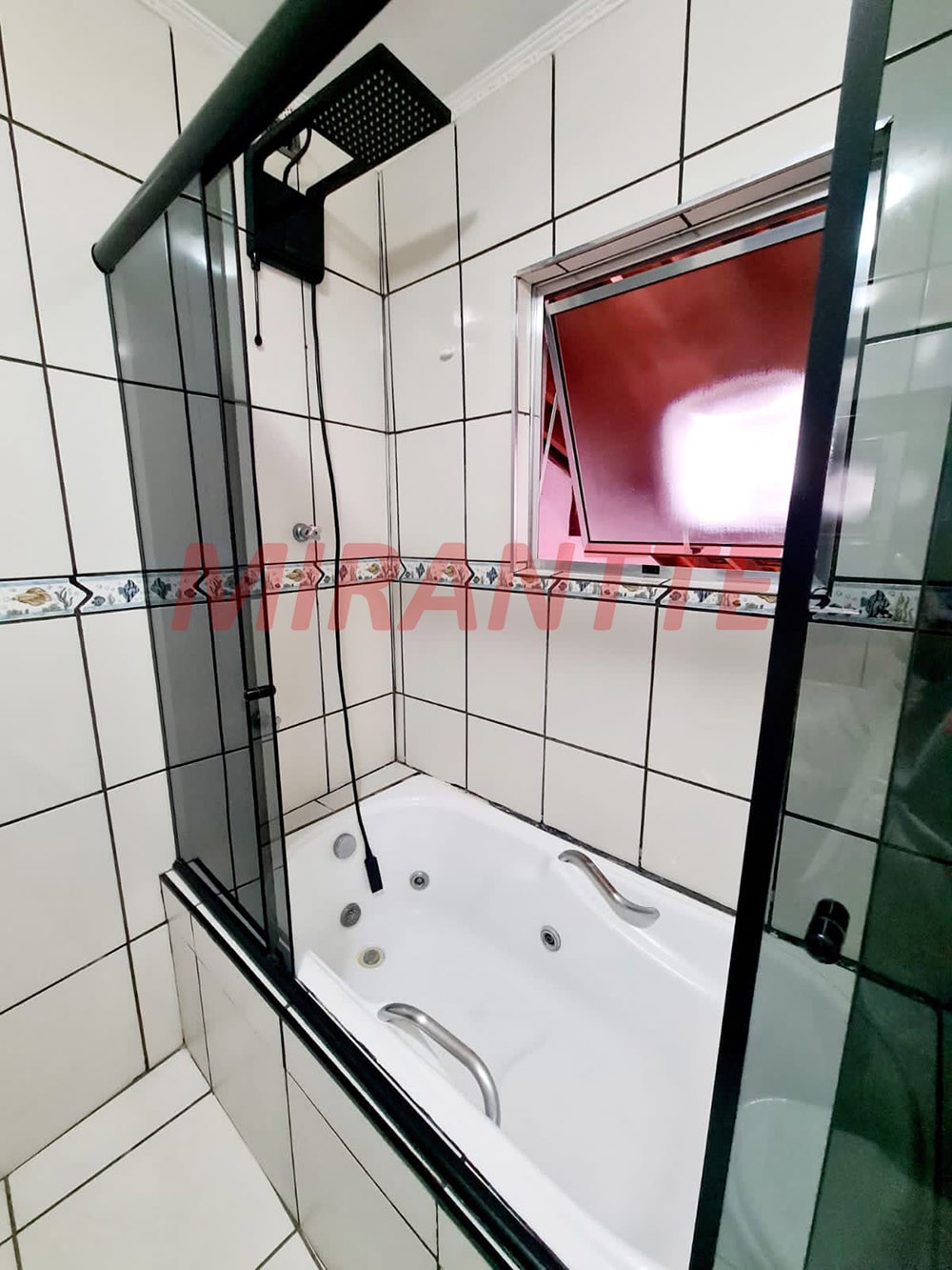 Casa terrea de 156m² com 3 quartos em Parque Santo Antônio