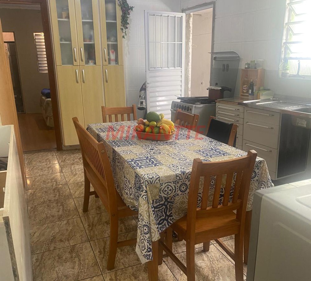 Sobrado de 120m² com 3 quartos em Água Fria