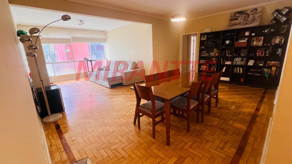 Apartamento com 3 quartos em Jardim Paulista