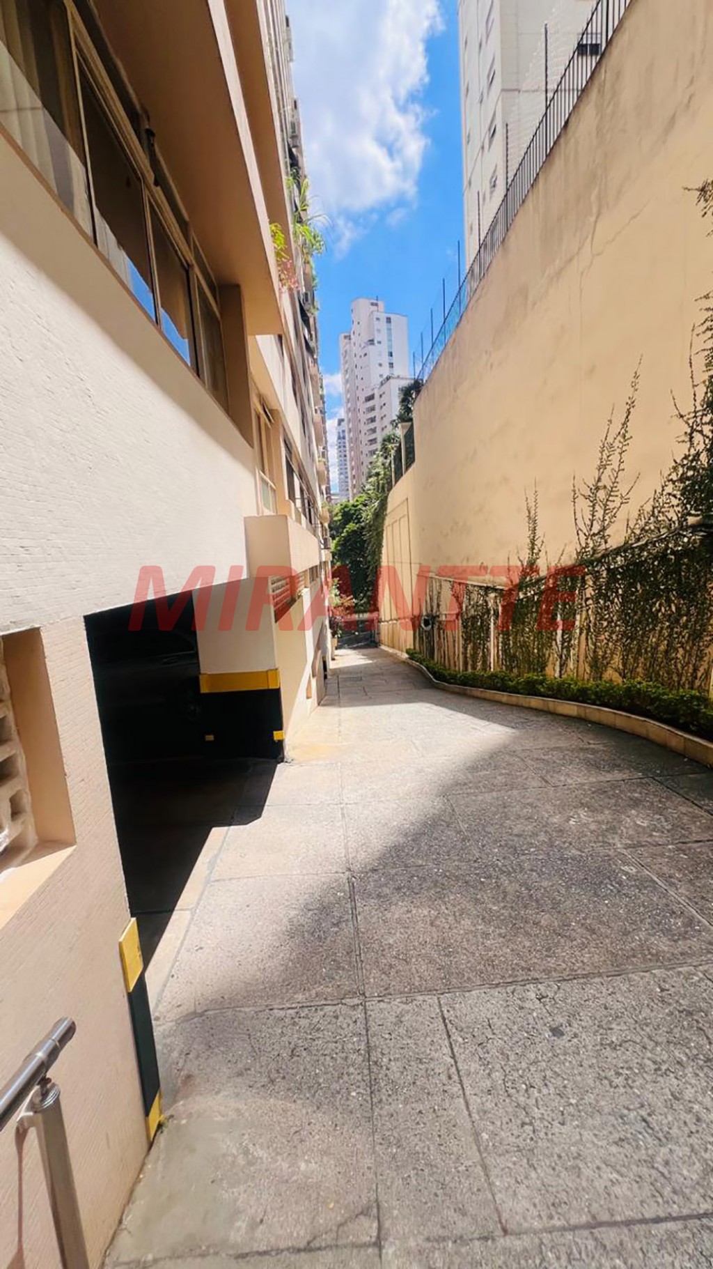 Apartamento com 3 quartos em Jardim Paulista