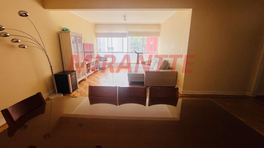 Apartamento com 3 quartos em Jardim Paulista