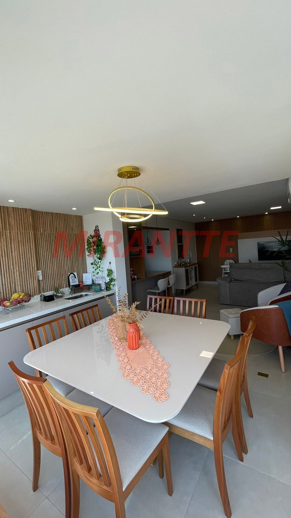 Apartamento com 3 quartos em Vila Augusta